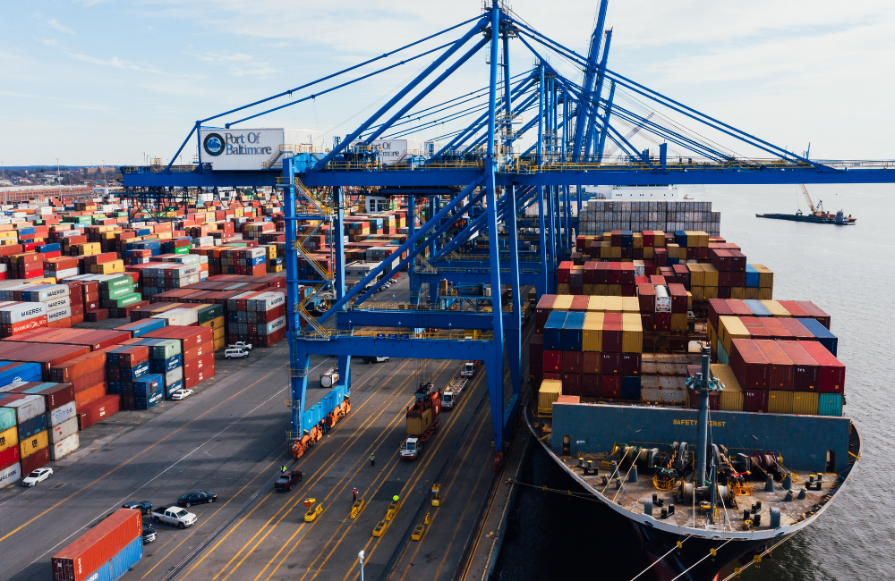 FTL vs LTL Transport: Which Option Saves More Money?